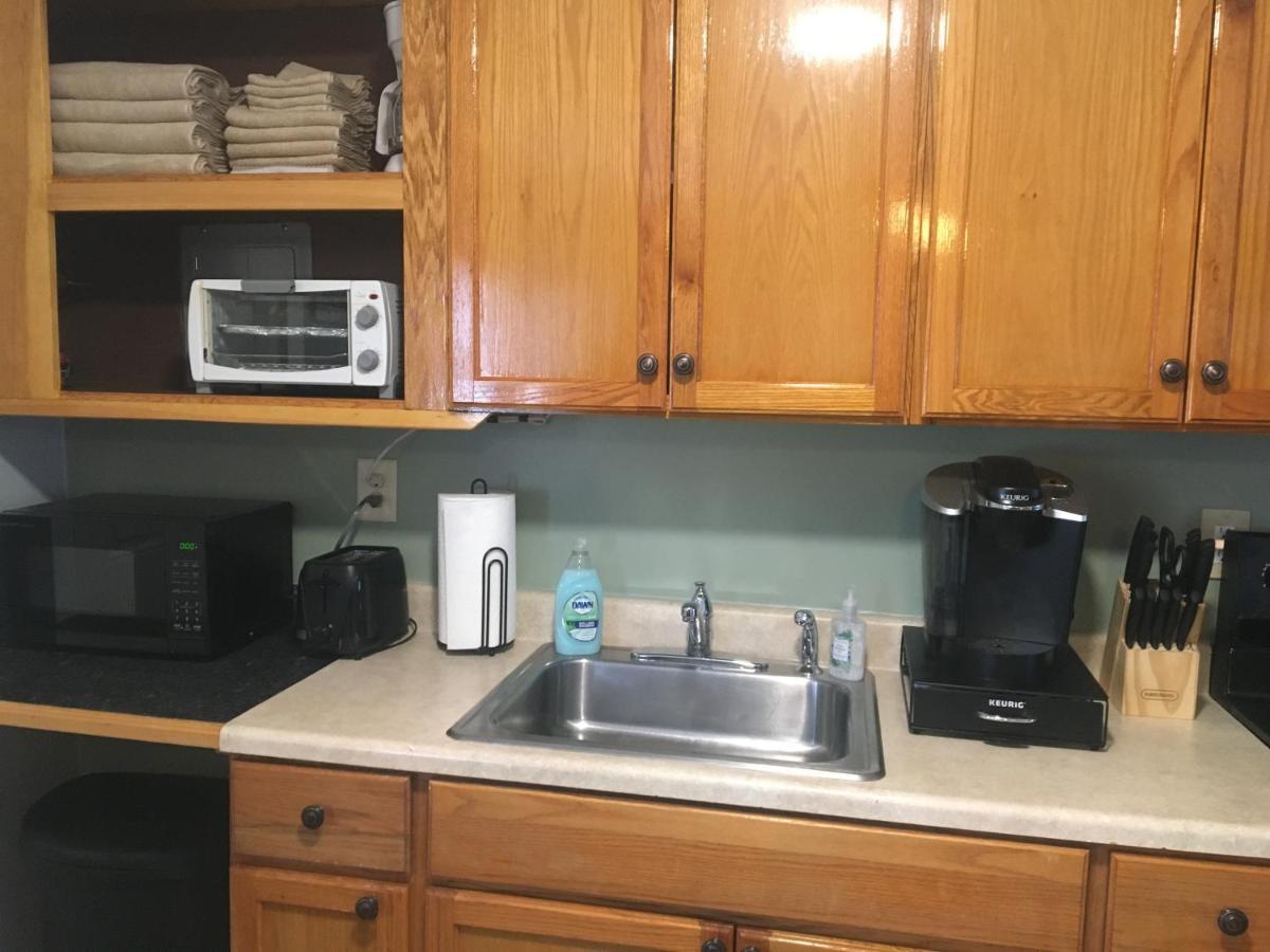 Home Away From Home, Recently Renovated North Troy Extérieur photo