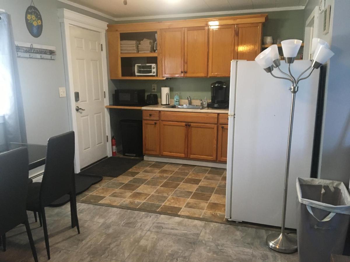 Home Away From Home, Recently Renovated North Troy Extérieur photo