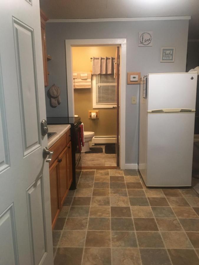Home Away From Home, Recently Renovated North Troy Extérieur photo