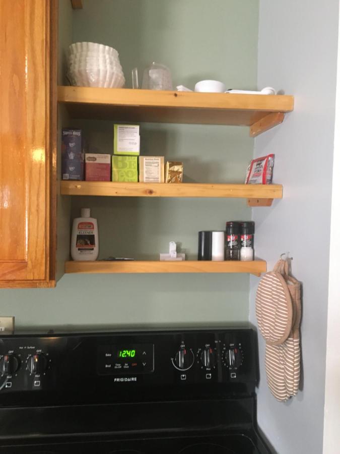 Home Away From Home, Recently Renovated North Troy Extérieur photo